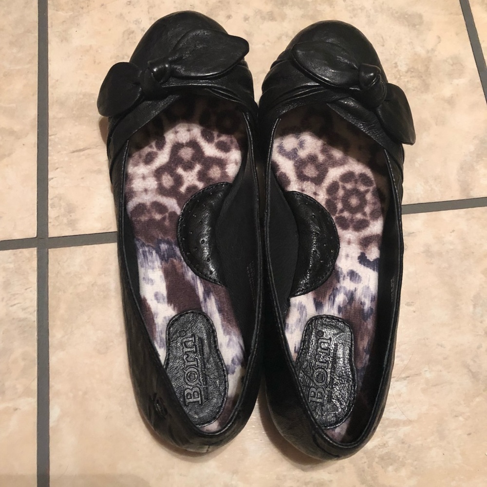 Born Brand Molly black flats